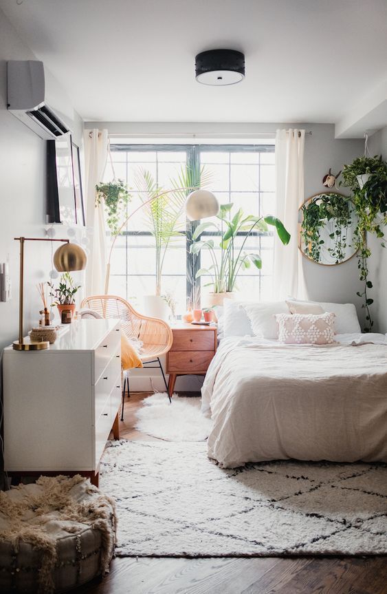 Janea Brown’s space in New York City is the definition of cozy. It’s welcoming and comfortable, and we especially love all of the greenery throughout. In this room tour below, you’ll not only get a look at her awesome space, but also feel uplifted with Janea’s positivity. Plus, her decorating and life advice is on point. Step inside and enjoy! Janea Brown’s space in New York City is the definition of cozy. It’s welcoming and comfortable, and we especially love all of the greenery throughout. In this room tour below, you’ll not only get a look at her awesome space, but also feel uplifted with Janea’s positivity. Plus, her decorating and life advice is on point. Step inside and enjoy!