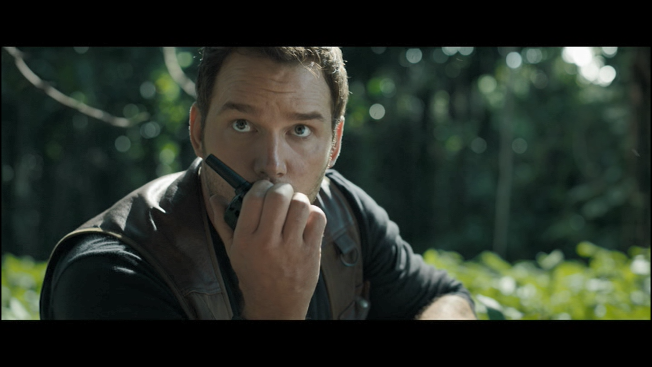 Jewel Takes Screencaps — Chris Pratt as Owen Grady in Jurassic World ...