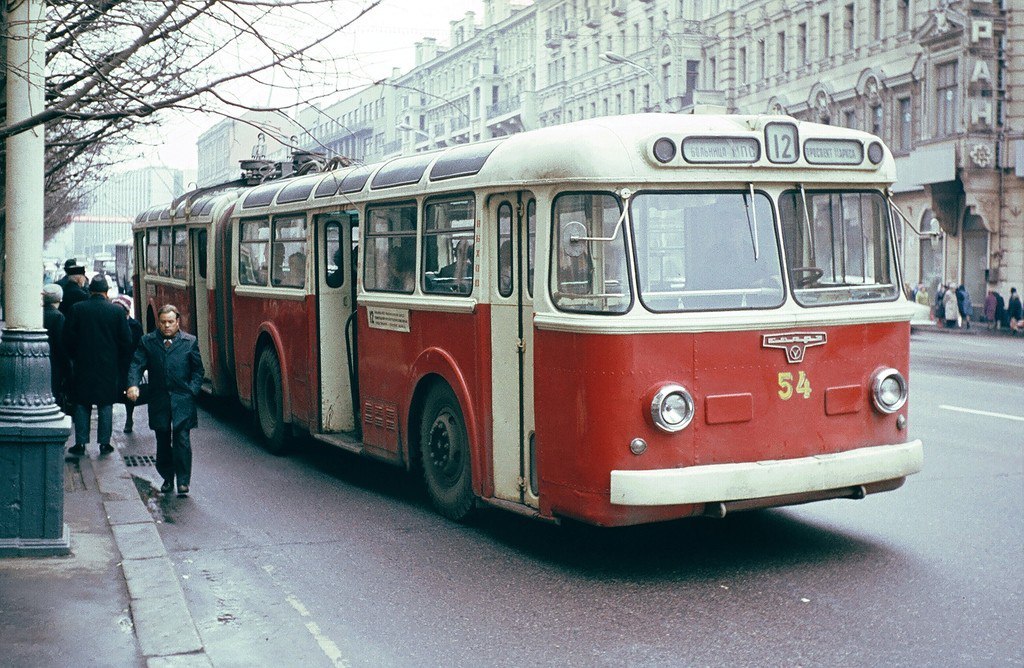 Trolley bus, 1973