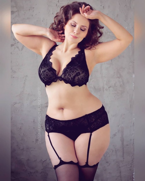 Curly chubby shared lingerie