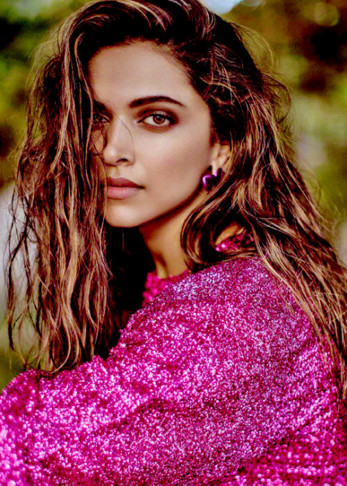 dailybollywoodqueens:Deepika Padukone for Filmfare, 2017