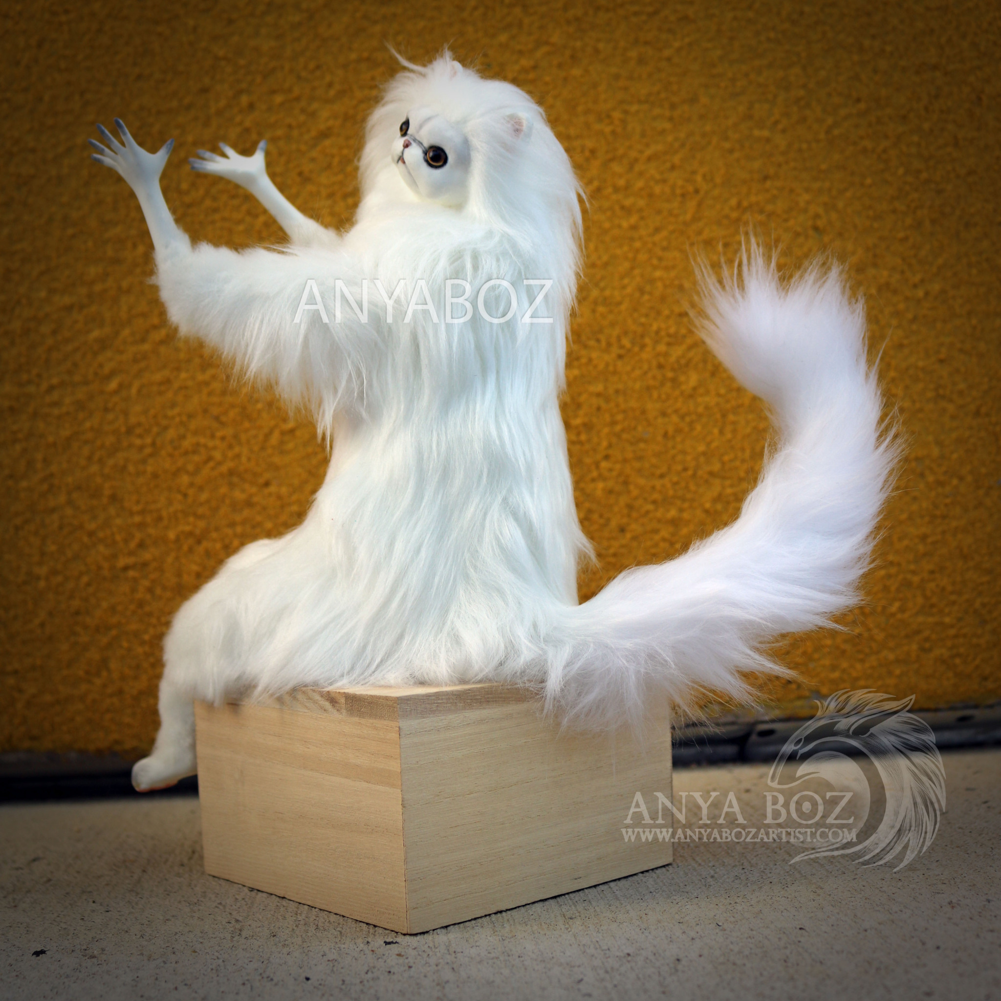 persian cat room guardian toy