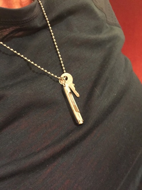 fearlessmff:We are together,she wears the key and a vial of my...