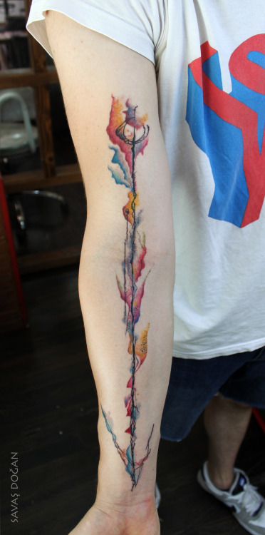 fuckyeahtattoos:Watercolor Arrow TattooSavaş Doğan - Matkap...