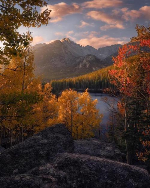 exposenature:An Autumn Sunrise in the Rockies - Rocky Mountain...