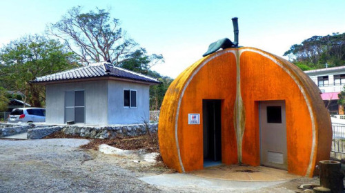 itscolossal:Japanese-Designed Public Restrooms in the Shape of...