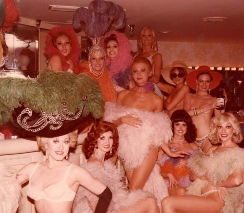 vintagelasvegas:Folies Bergere, Las Vegas, 1970sNo credit or...