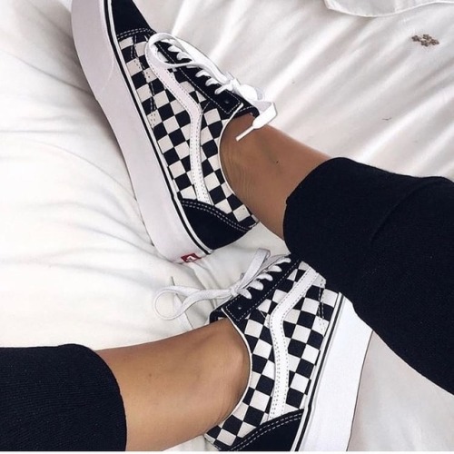 checkered vans old skool outfit