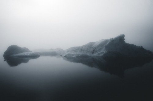 really-shit:Arctic Silence (by Jan Erik...