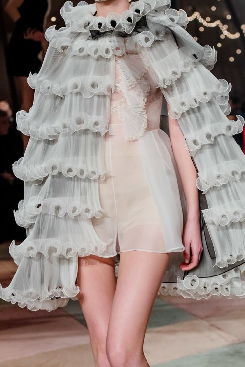 lacetulle:Christian Dior | Spring/Summer 2019 Couture