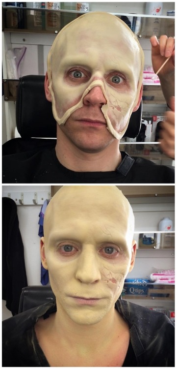 lolawashere:Tom Hiddleston and his awesome SFX transformation...