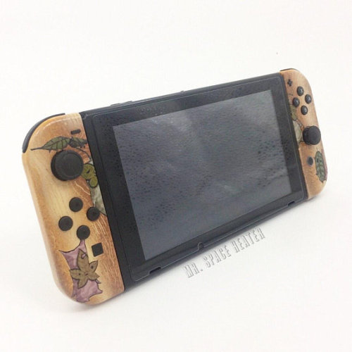 retrogamingblog:Custom Korok Switch Joy-Cons made by TheArtBubo