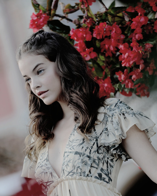 ;barbara palvin.♡ - Página 52 Tumblr_ocqosfuJFq1vx1710o2_500