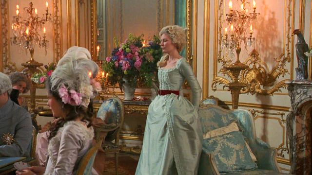 Marie Antoinette, scr33ncaps: Marie Antoinette - Sofia Coppola...