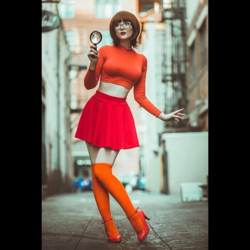 Velma Cosplay