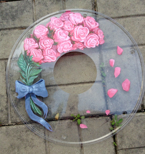 65pinkroses:Amazing spoke guard art for my wheelchair done by...