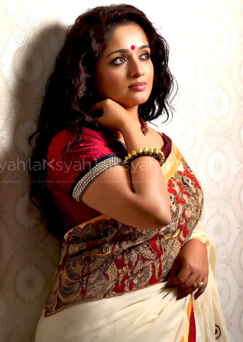 Actress Kavya Madhavan Tumblr