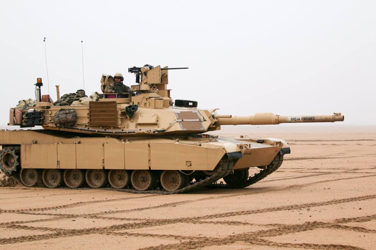 Сколько стоит танк абрамс в рублях. Абрамс м1а2. Танк m1a1 Abrams. Абрамс м1а2 Sep. Танк Абрамс м1а4.