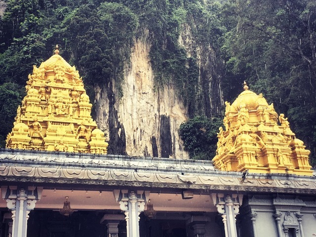 Dit zijn de foto’s van de Batu caves tempel. Het...