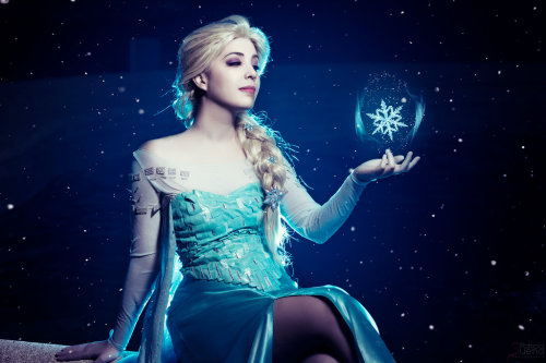 cosplayfanatics:Elsa - Let it go by ShivaRoodels Get 5 free...