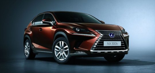 lateral lexus nx 300h