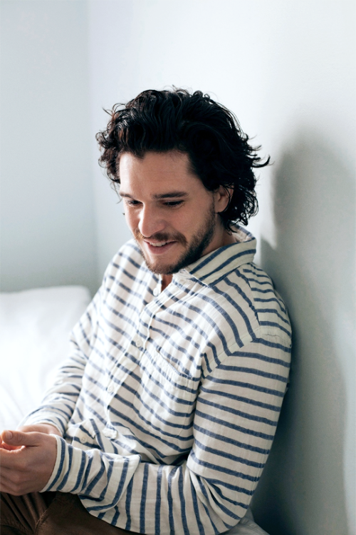 kitsource:Kit Haringtonby Jo Metson Scott | Mr Porter