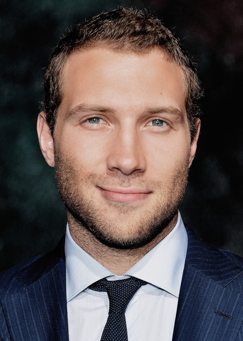 Jai Courtney home and away