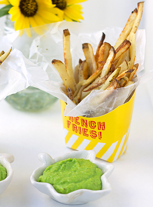 matchstick fries with pea pesto