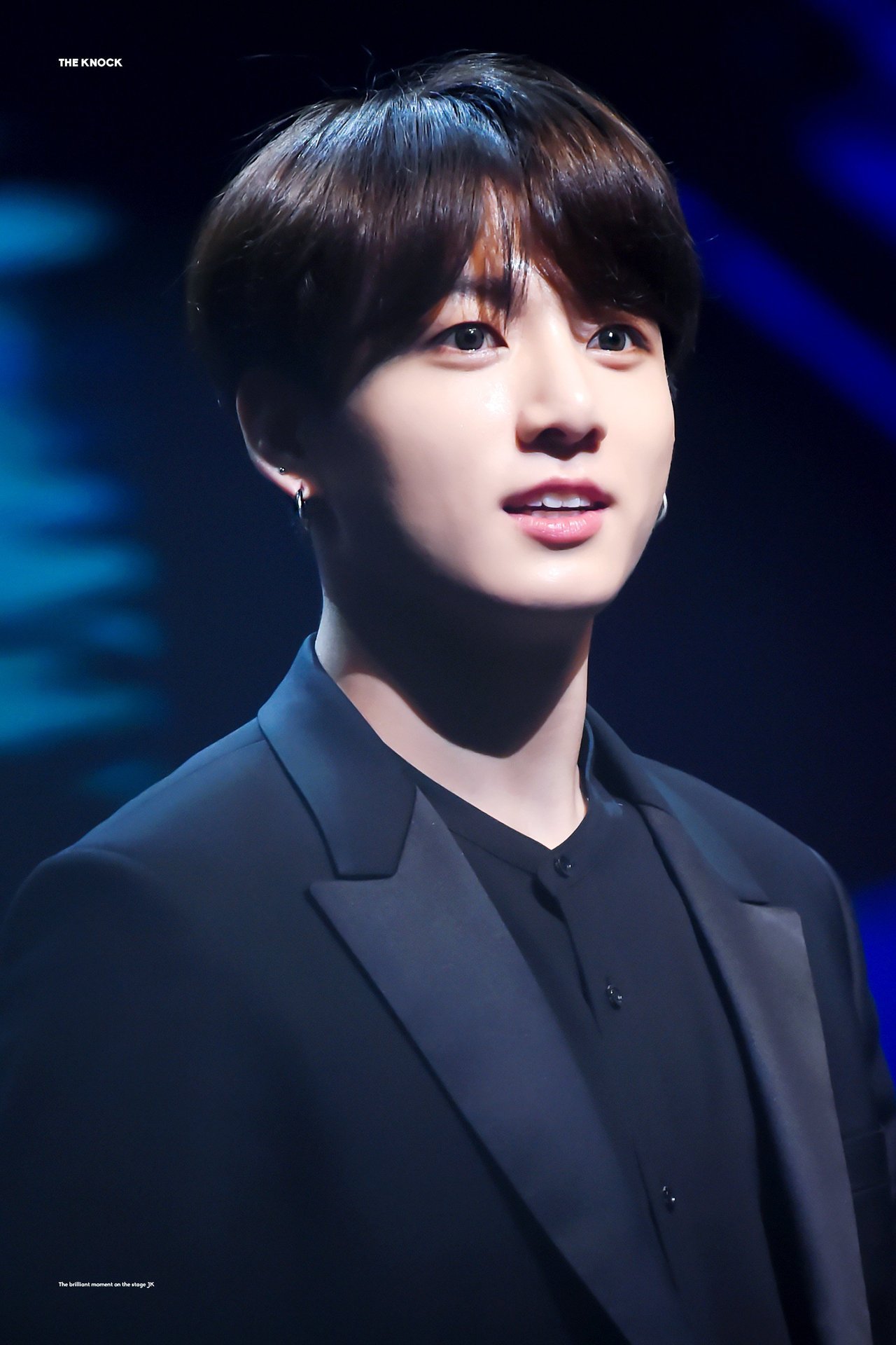 ɢʟᴏꜱꜱ — His bambi eyes💜 :'( Cr THEKNOCK_JK Do not crop or...