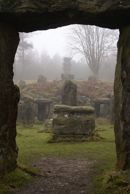 mycelticheart:Druids Temple - Martin Black