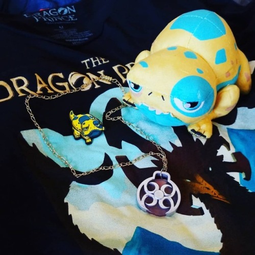 Lovely @dragonprinceofficial shirt and plush from @hottopic,...