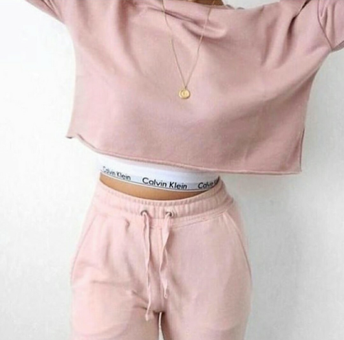 calvin klein joggers outfit