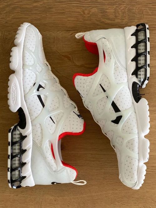 nike stussy air zoom spiridon kk