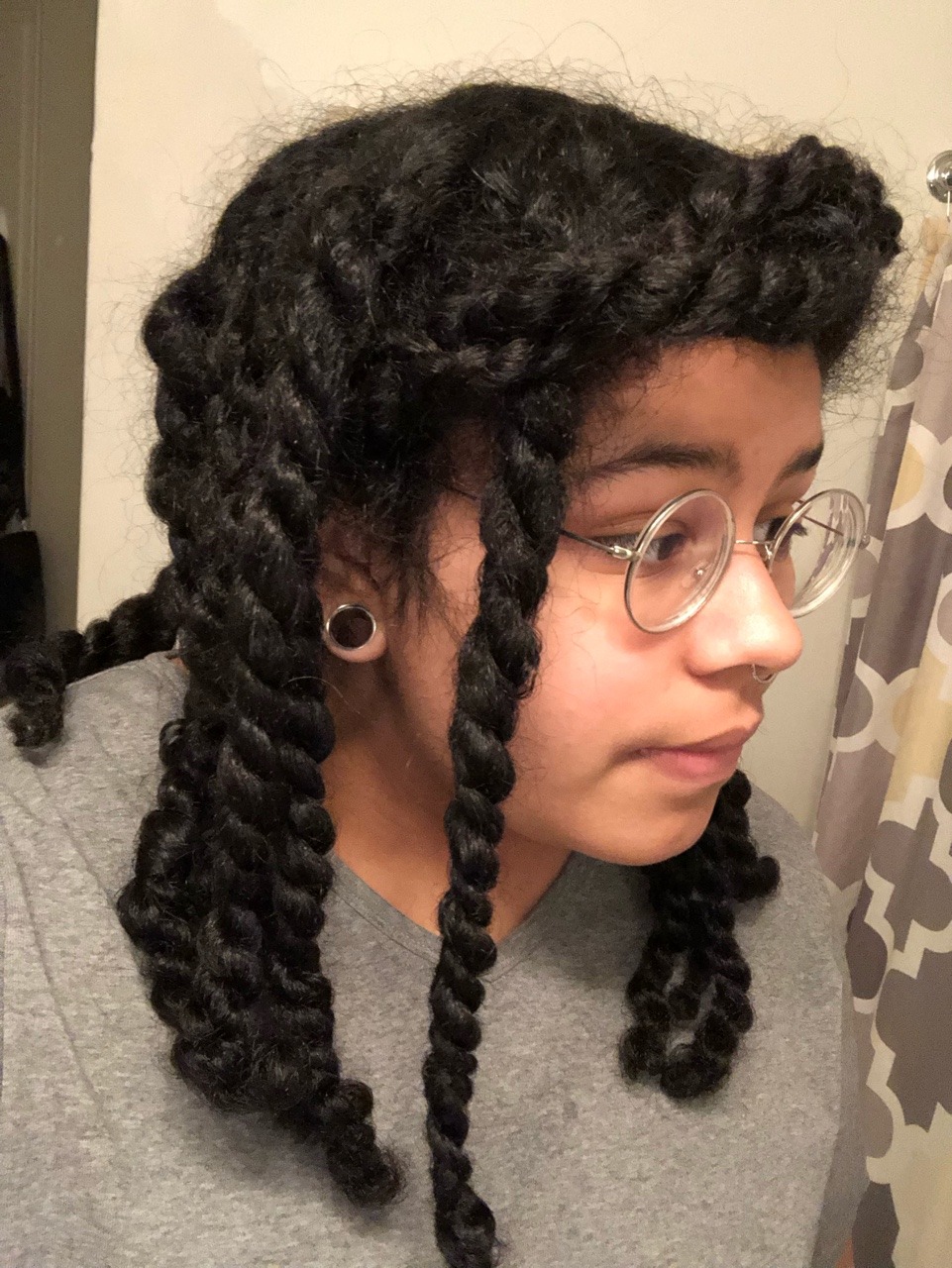 バス停 First Time Twisting My Hair Out Since I Shaved My