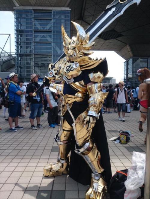 thorfinn-karlsefni:Yo, this Garo cosplay is really sick. 