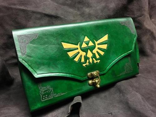 retrogamingblog:Legend of Zelda Nintendo Switch Carrying Cases...