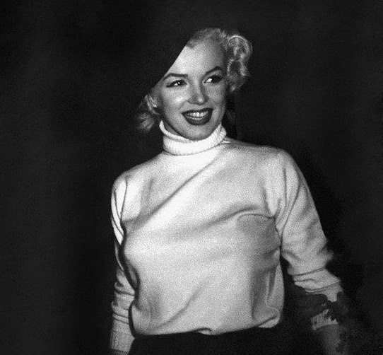 Marilyn Monroe Collection — Marilyn Monroe In Japan 1954 2677