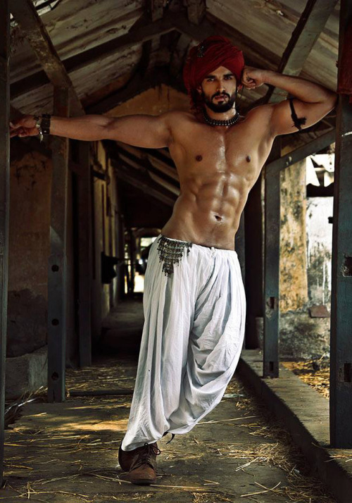 melaninmuscle:VIKAS PUROHIT