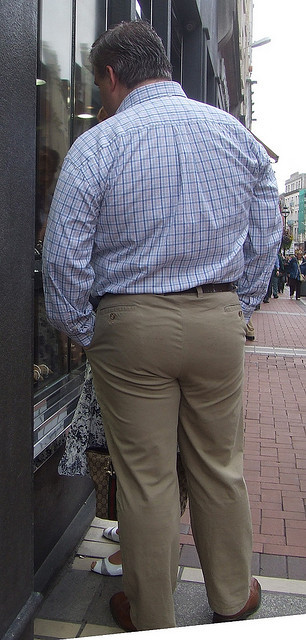 bulgingbearpants:Follow @BulgingBearPants for bear bulge...