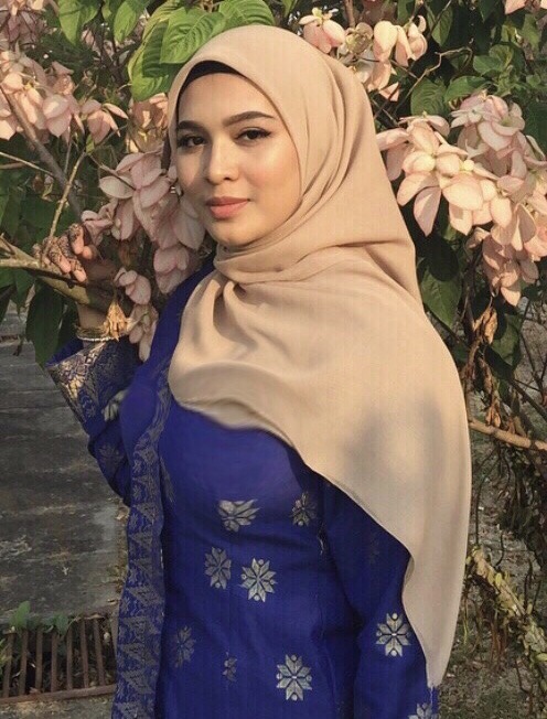 hijabwanker:pantang-nampak-tetek:bahagian favourite besar dan sedap 