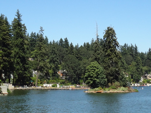 Stuff I See From My Bike, Stuff I See From My Bike #5: The Oswego Lake Loop