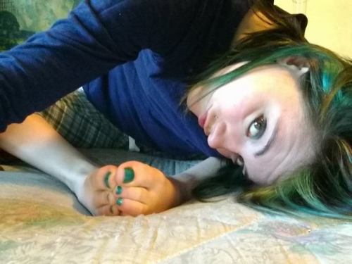 karathefootgoddess:karathefootgoddess:do you like my...