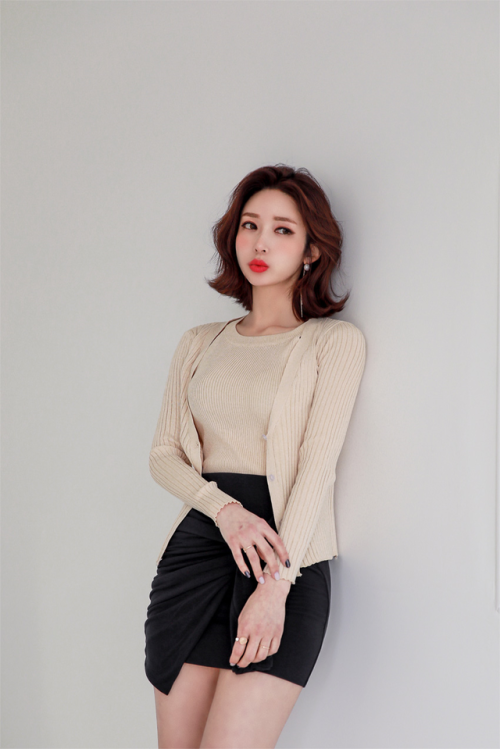 korean-dreams-girls:Ye Jin - March 27, 2018 1st Set