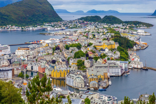 allthingseurope:Alesund, Norway (by mtm2935)