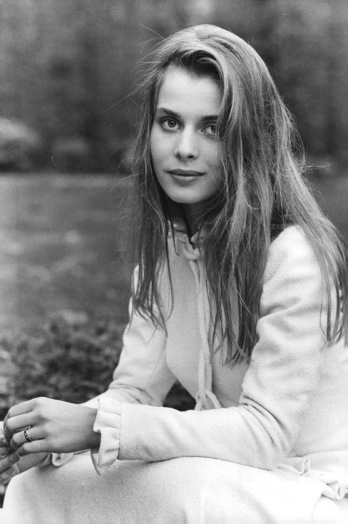 hollywood-portraits:Nastassja Kinski at the Cannes Film...