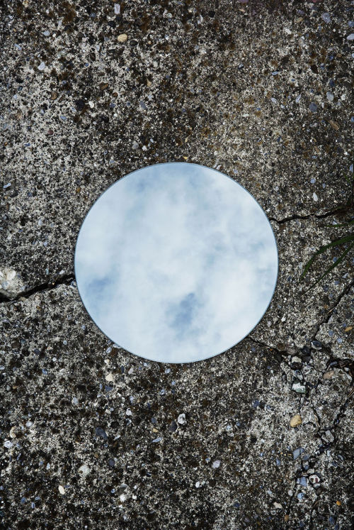 jedavu:Symmetry And Silence In Round Mirror Reflections by...