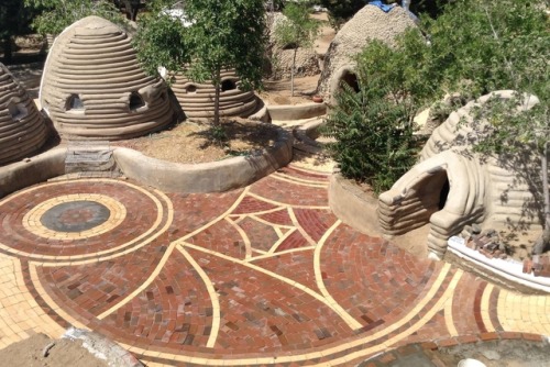 haloheliac:SuperAdobe structures of CalEarth