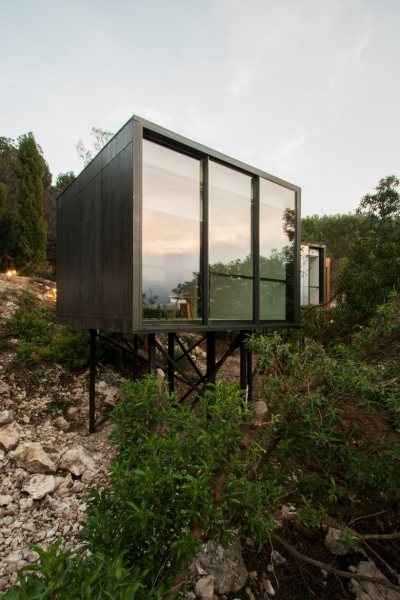 archilovers:<br /><br />A new architectural concept for hotels based on innovation and modularity. After having overcome several challenges because of the natural setting, Vivood​ opened its first landscape hotel in Spain providing all amenities of a luxury hotel plunged into nature: http://bit.ly/1KuzwNY<br />