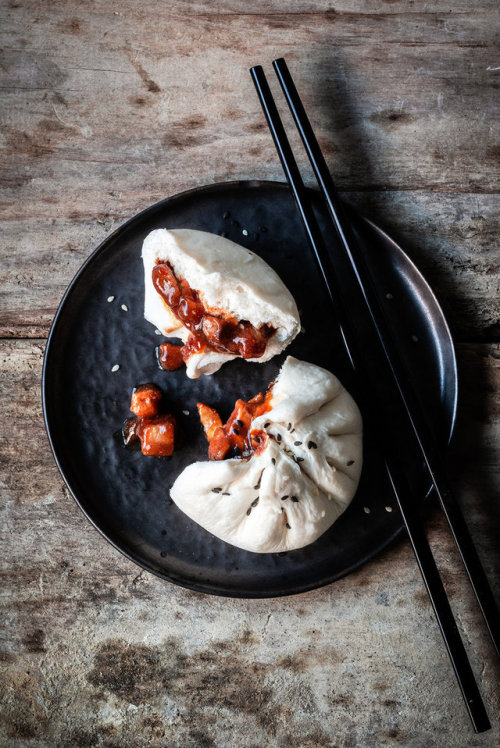 savorytoothgirl:PORK BELLY STEAMED BUNS (CHAR SIU BAO)