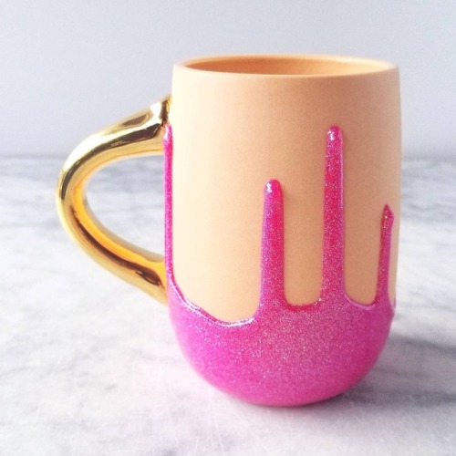 sosuperawesome:Glitter Mugs, by Katie Marks on EtsySee our...